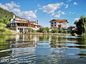 Отель Ribkata Family Hotel  Смолян